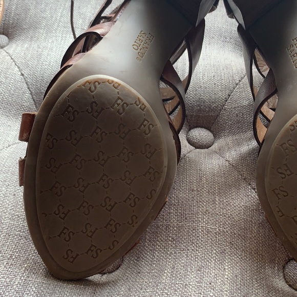 Franco Sarto cognac sandals Sz 8. - Picture 4 of 8
